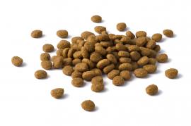CAT CHOW Hairball Control csirkében gazdag száraz macskaeledel 15kg